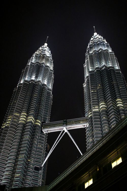 twin towers malaysia city