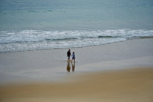 two  couple  beach