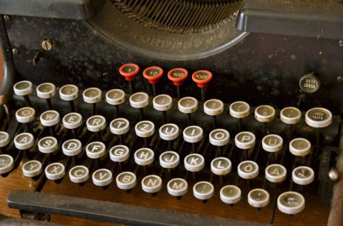 typewriter keyboard key