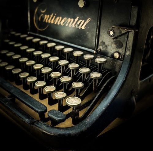 typewriter  vintage  retro