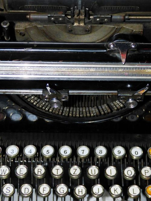 typewriter machine writer