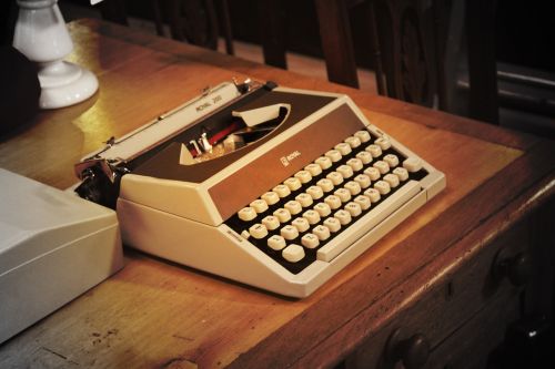 typewriter alphabet antique
