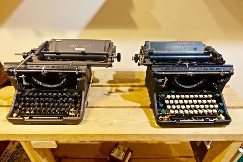 typewriters manual antique
