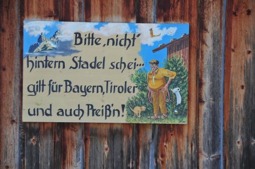 tyrol hiking note