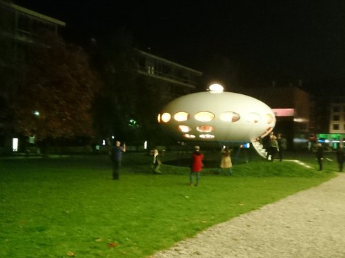 ufo  modern art  museum