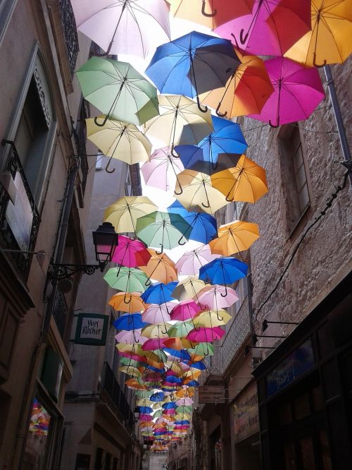 umbrella street color