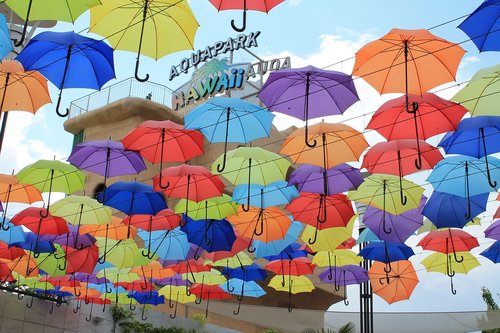 umbrellas  alley  sun