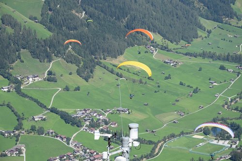 umbrellas  flight  paragliding