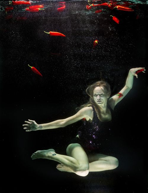 underwater model fine arts