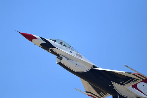 united states air force thunderbirds f-16