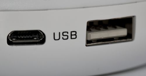 usb outlet connection