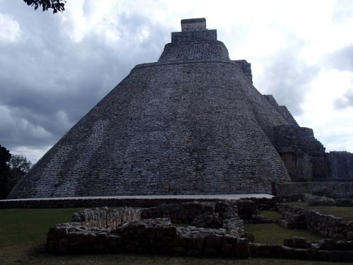 uxmal maya yucatan