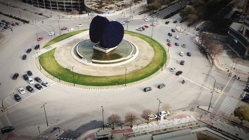 valencia roundabout art