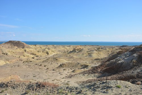 valley  lake  mongolian sand