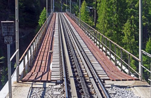 valley bridge railroad track rack railway