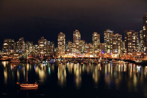 vancouver night water