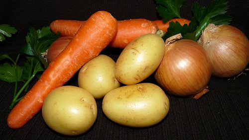 vegetables  carrots  potatoes