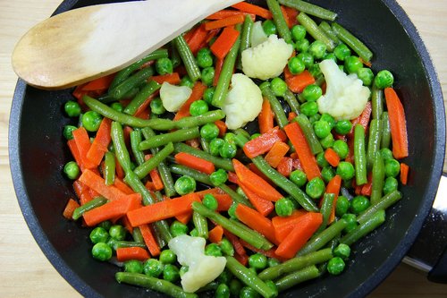 vegetables  cauliflower  carrots