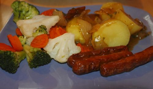 vegetables sausage bratwurst