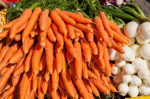 vegetables carrots onions