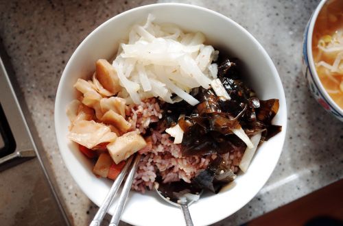 vegetarian brown rice wakame