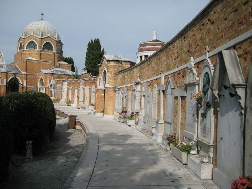 venice tombs cemetery