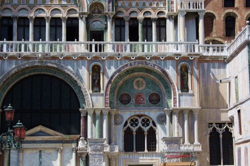 venice monuments architecture