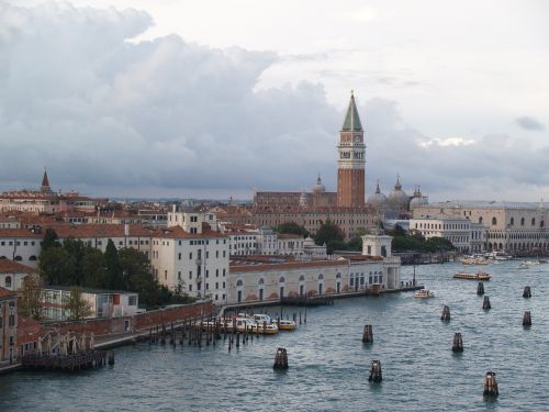 venice italy architecture