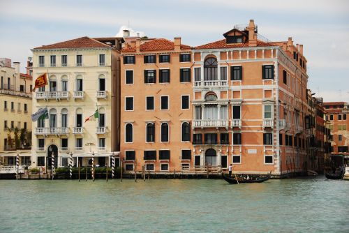 venice palaces water