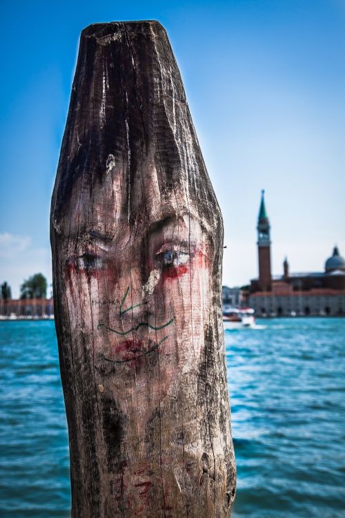 venice painted wood post