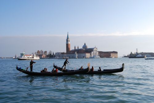 venice gondola sea