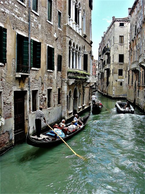 venice venetian gondola river channel