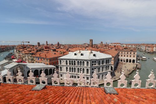 venice  roofs  channel