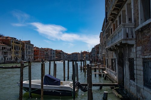 venice  canal  city