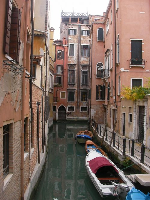 venice italy buildings