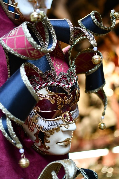 venice  mask  travel