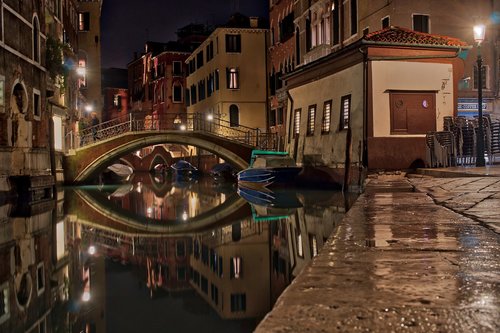 venice  bridge  mirroring