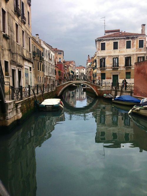 venice bridge travel