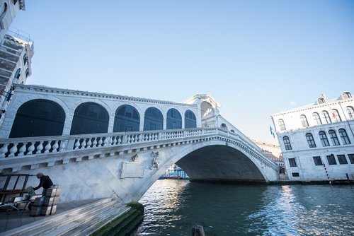 venice  the rialto bridge  watercity