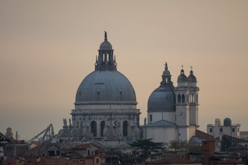 venice morgenstimmung church