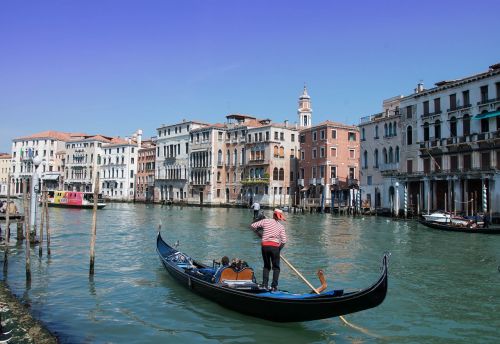 venice gondolas waterway