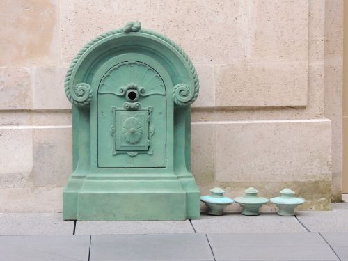 verdigris paris louvre