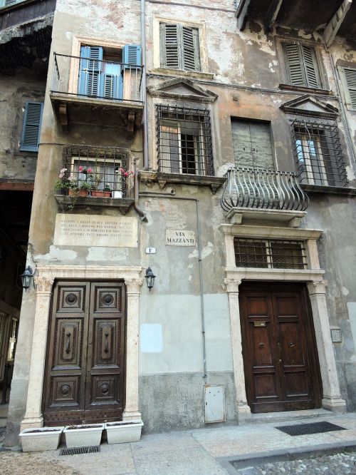 verona house old