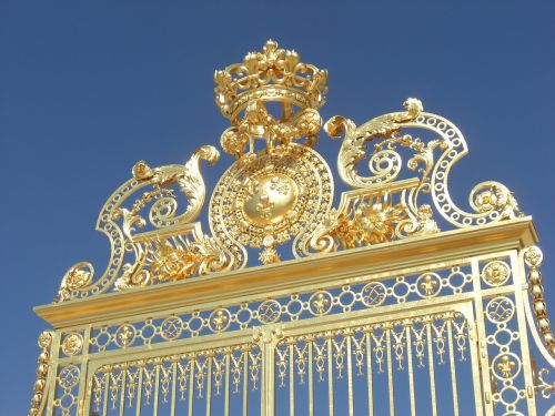 versailles gate gold