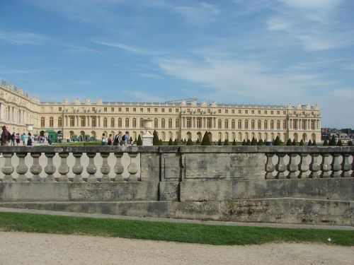 versailles castle architecture