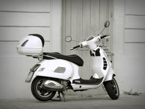 vespa scooter classic