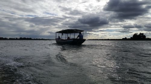vessel river san francisco bahia