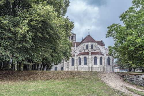 vézelay church burgundy