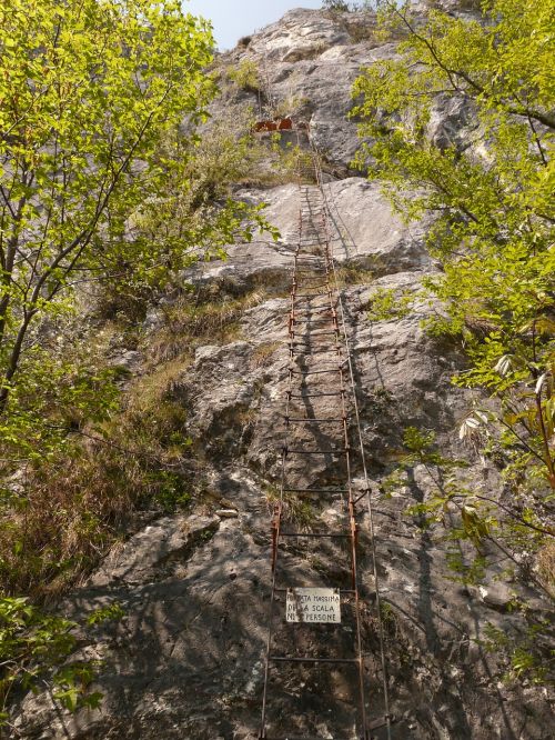 via dell'amicizia climbing platform system leiterweg