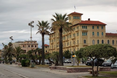 viareggio italy coast